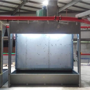 Water curtain spray booth